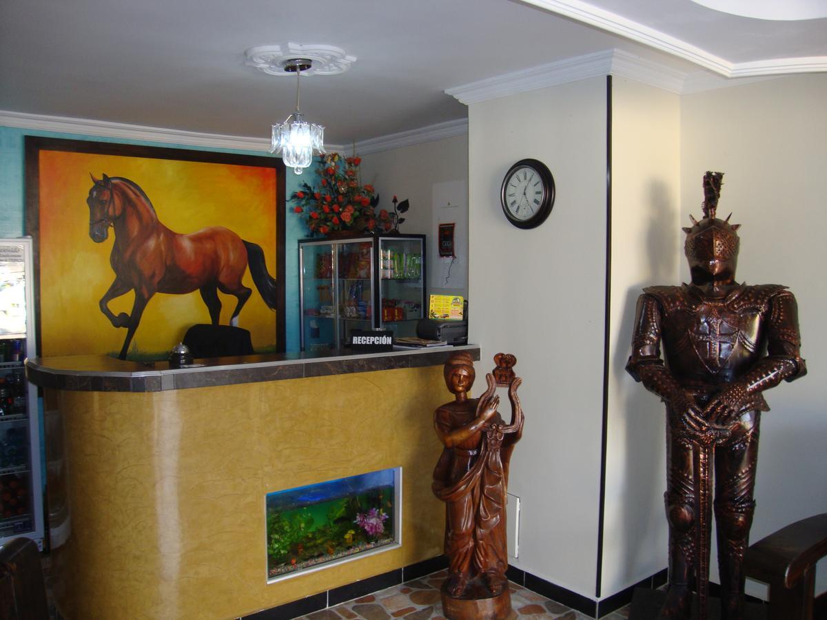 ארמניה Hotel Emperatriz מראה חיצוני תמונה
