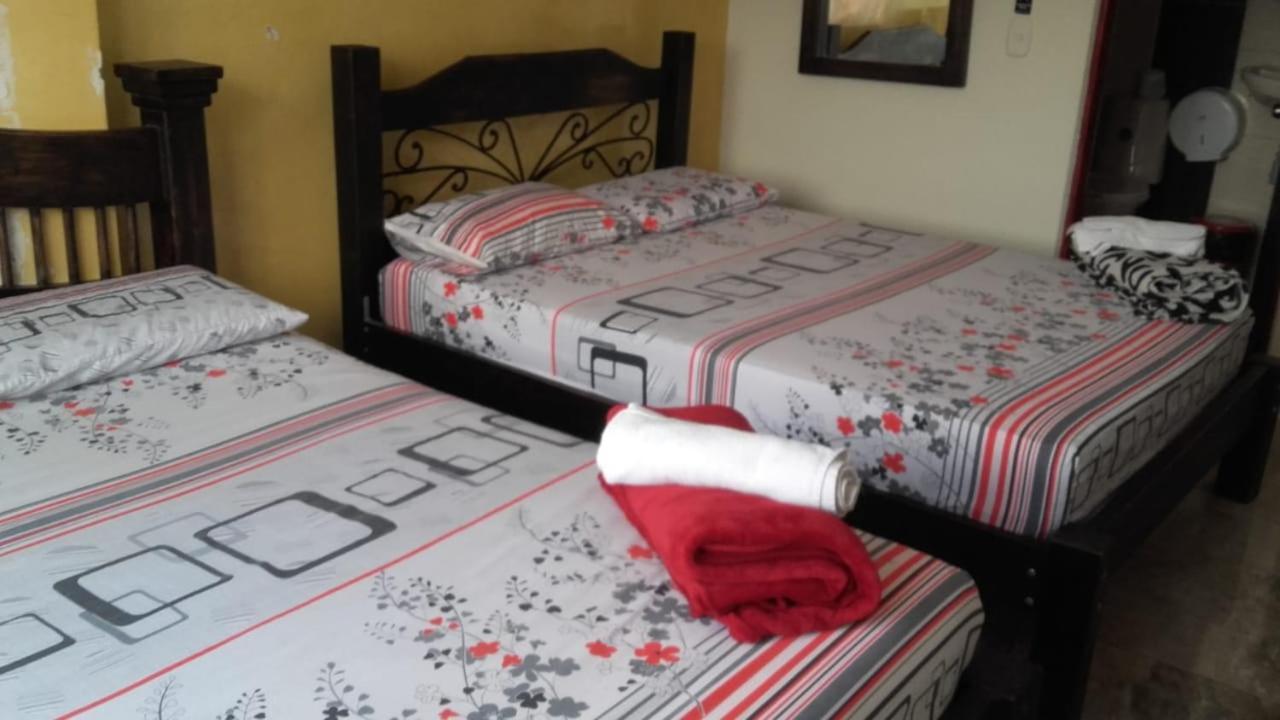 ארמניה Hotel Emperatriz מראה חיצוני תמונה